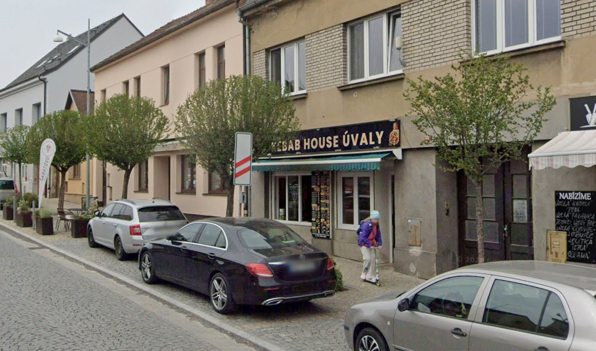Provozovna Kebab House Úvaly v Husově ulici